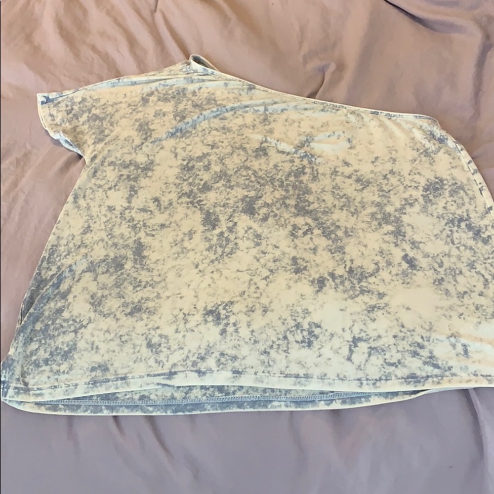 One sleeved top